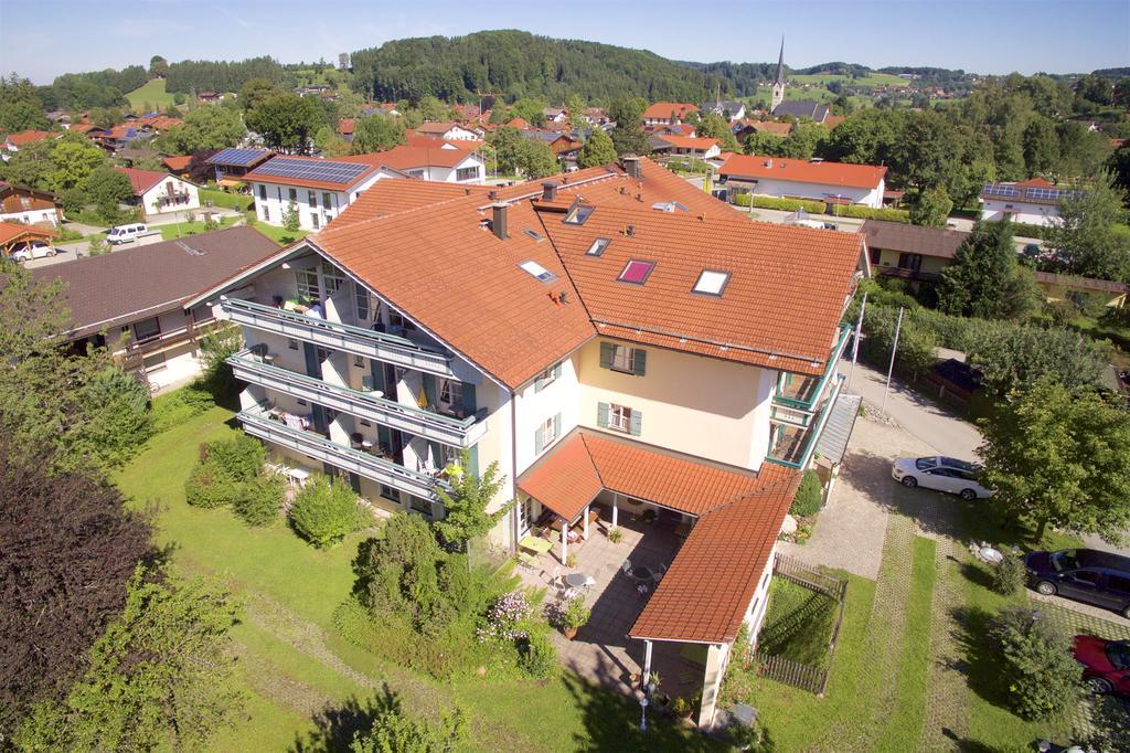 Hotel Salzburger Hof Bergen  Exterior photo