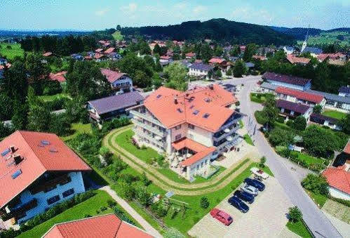 Hotel Salzburger Hof Bergen  Exterior photo